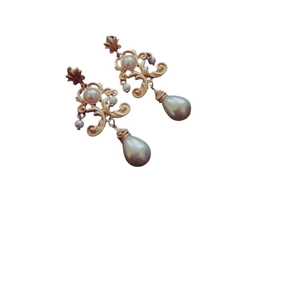 Baroque Renaissance Style Pear Drop Earrings